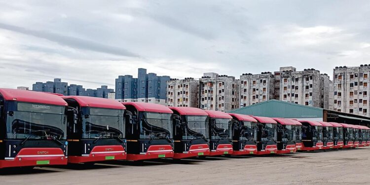 கருணாநிதியின் பிறந்த நாளில் மின்சாரப் பேருந்து சேவை இயக்கம்!