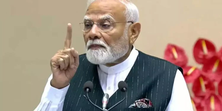 பயங்கரவாதத்தை எந்த ரூபத்திலும் சகித்துக்கொள்ள முடியாது-பிரதமர் மோடி திட்டவட்டம் !