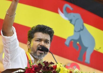 2026 தேர்தல் விழியிலும் விஜயின் விஸ்வாசமும்: கூட்டணி வாய்ப்புகள் மற்றும் அரசியல் பார்வை!