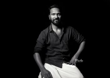 மனுஷி படத்தை மறு ஆய்வு செய்ய சென்சார் போர்டுக்கு சென்னை உயர்நீதிமன்றம் உத்தரவு