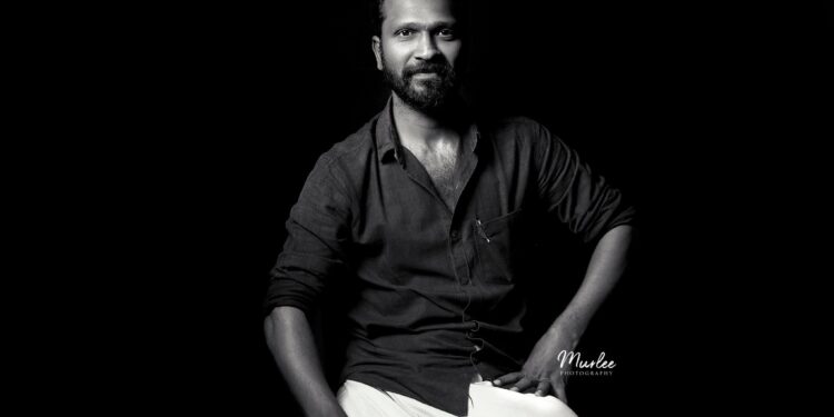 மனுஷி படத்தை மறு ஆய்வு செய்ய சென்சார் போர்டுக்கு சென்னை உயர்நீதிமன்றம் உத்தரவு