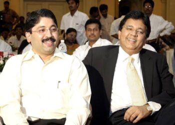 மாறன் குடும்பத்தில் பிளவு: கலாநிதி மாறனுக்கு தயாநிதி மாறன் சட்ட நோட்டீஸ் அனுப்பியதாக தகவல்