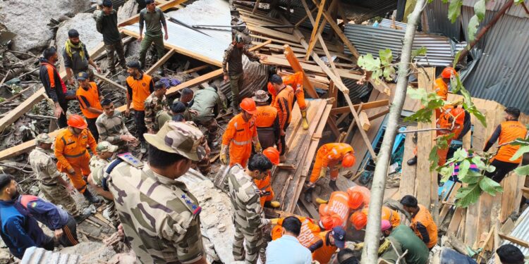 ஜம்மு-காஷ்மீரில் மேகவெடிப்பு: 60 பேர் உயிரிழப்பு, 200-க்கும் மேற்பட்டோர் மாயம்