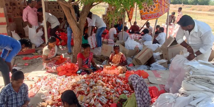 தவெக மாநாடு 2025: மதுரையில் பள்ளி, கல்லூரிகளுக்கு விடுமுறை குறித்து கல்வித்துறை மறுப்பு