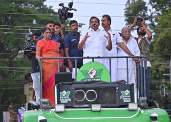 அ.தி.மு.க. ஐ.சி.யூவில்? 2026 தேர்தலில் பாருங்கள்! – உதயநிதி விமர்சனத்துக்கு இ.பி.எஸ்.யின் பதில்