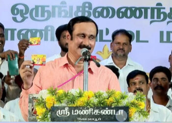 ராமதாஸ் தரப்பில் கேவியட் மனு தாக்கல்.. என்ன நடக்கிறது பாட்டாளி மக்கள் கட்சியில்?