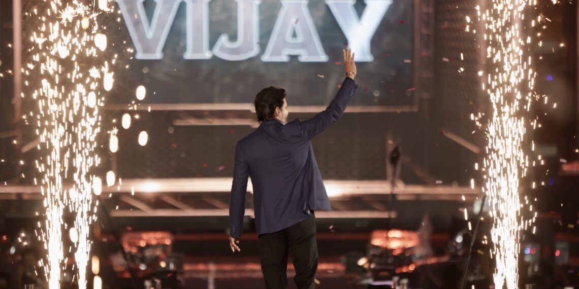 விஜய்க்கு சிபிஐ சம்மன்: கரூர் துயரச் சம்பவத்தில் புதிய திருப்பம் – நீதியா? அரசியல் நெருக்கடியா?