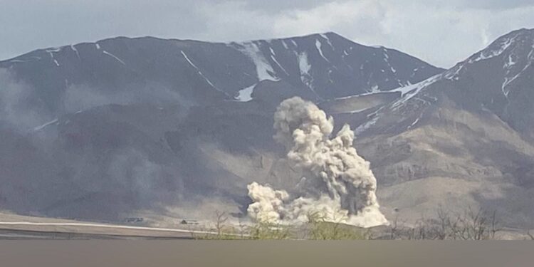 மத்திய கிழக்கில் போர் தீவிரம்: அமெரிக்க தளங்கள் குறிவைப்பு – ஈரான்–இஸ்ரேல் மோதலில் புதிய திருப்பம்