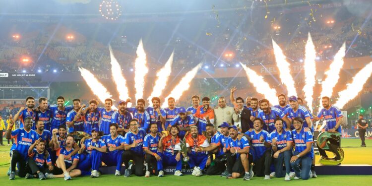 டி20 உலகக் கோப்பை: பல்வேறு சாதனைகள் படைத்த இந்தியா