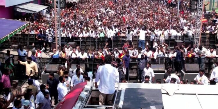 “பெரம்பூரில் இருந்து விசில் புரட்சி தொடக்கம்” – தலைமுறை மாற்றத்தைக் குறிவைக்கும் Vijay உரை