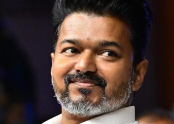 அடுத்த முதல்வராக விஜய் தன்னை முன்னிறுத்திக் கொள்வது எதன் அடிப்படையில்?