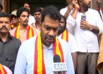 எடப்பாடி தொகுதியில் சர்ச்சை: தவெக வேட்பாளர் ‘விலை போனார்’ என குற்றச்சாட்டு – அரசியல் பரபரப்பு