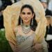 “1800 காரட் வைர ஜாக்கெட், தங்கச் சேலை: Met Gala 2026-ல் உலக மேடையில் இந்திய கலைநயத்தை மிளிர வைத்த இஷா அம்பானி”