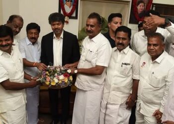 விபரீத கூட்டணியா? விஜயின் அரசியல் நகர்வைச் சுற்றிய சர்ச்சைகள் தீவிரம்