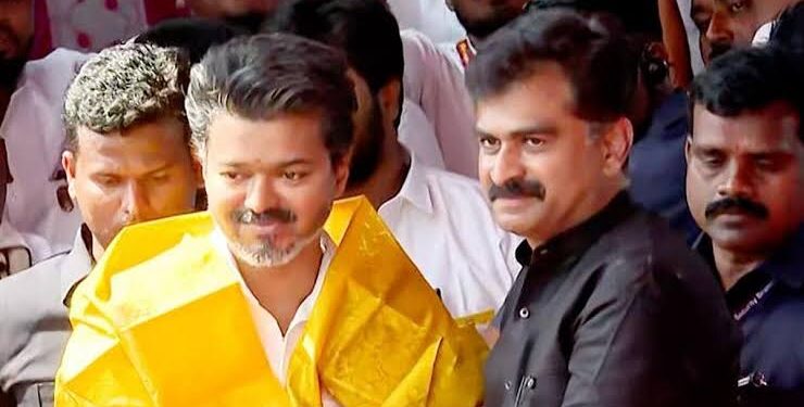 தனித்து விடப்படுகிறதா திமுக? தமிழக அரசியலில் புதிய கூட்டணி சமன்பாடுகள் உருவாகிறதா?