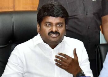 விஜயபாஸ்கர் மீது தொடரும் பல்வேறு வழக்குகள்: ‘பார்ட்டி ஃபண்ட்’ சர்ச்சை மீண்டும் அரசியல் விவாதமாகுமா?