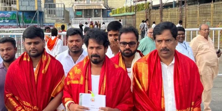 பட்ஜெட் ஆவணங்களை இறைவனுக்குக் காணிக்கையாக்கலாமா? – அரசியல் சாசனம், மதச்சார்பின்மை மற்றும் ஜனநாயகப் பொறுப்பின் எல்லைகள்