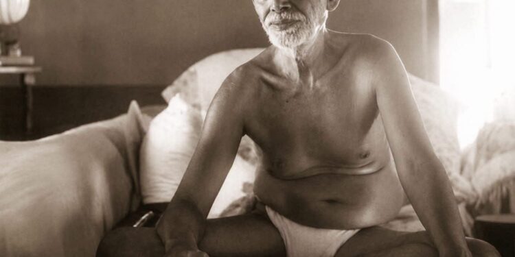 சாதி, மதம், இனம், மொழிகளைக் கடந்த பேரொளி: அனைவருக்கும் சொந்தமானவர் ஸ்ரீ ரமண பகவான்