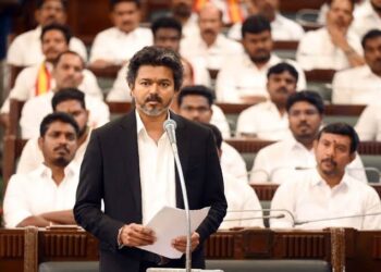 ஊழலுக்கு எதிரான நடவடிக்கையா? வளர்ச்சிப் பணிகளில் மந்தநிலையா? – தமிழக அரசின் இரட்டைச் சவாலை அலசும் சிறப்பு ஆய்வு
