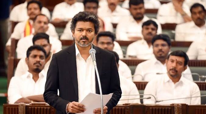 ஊழலுக்கு எதிரான நடவடிக்கையா? வளர்ச்சிப் பணிகளில் மந்தநிலையா? – தமிழக அரசின் இரட்டைச் சவாலை அலசும் சிறப்பு ஆய்வு