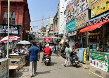 தினமும் ₹500 முதல் ₹1,000 வரை ‘மாமூல்’ புகார்: சென்னை சிறு வியாபாரிகளிடம் தொடரும் வசூலுக்கு முற்றுப்புள்ளி வைக்குமா விஜய் அரசு?