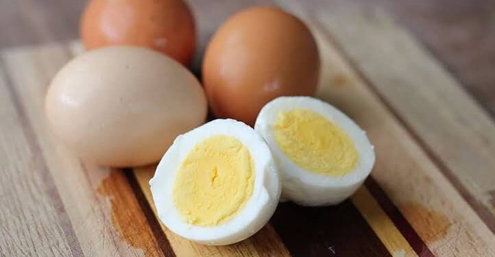 இந்தியாவின் ‘முட்டைப் பிளவு’: ஒரு மாநிலத்தில் பள்ளிக் குழந்தைக்கு முட்டை… மற்றொரு மாநிலத்தில் ஏன் இல்லை?