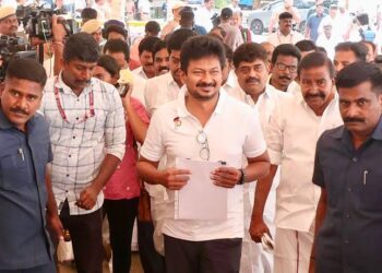 திமுகவில் அதிரடி மறுசீரமைப்பு: புதிய மாவட்டச் செயலாளர்கள் பட்டியல் விரைவில்? இளைஞர்களுக்கும் உதயநிதி அணிக்கும் கூடுதல் வாய்ப்பு!