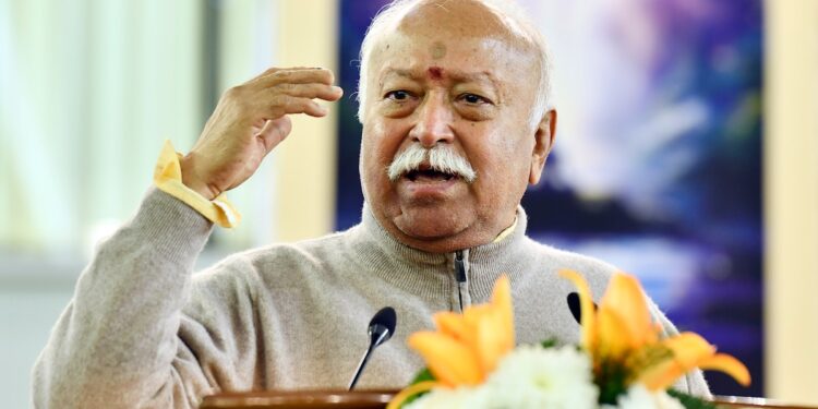 “அரசு உரையாடலில் தாமதித்தது; அமைப்பிலும் குறைகள் உள்ளன” – ஜந்தர் மந்தர் போராட்டத்துக்குப் பிறகு RSS அனுப்பும் அரசியல் செய்தி என்ன?