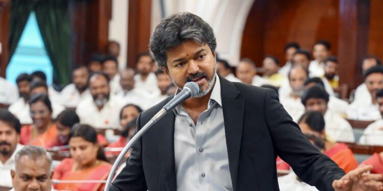 தமிழ்நாட்டுக்கு புதிய முதலீடுகளை ஈர்க்க லண்டன் பயணம் மேற்கொள்ளும் முதல்வர் விஜய் : முழு விவரம்!