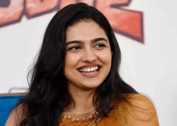 ஒரே மாதத்தில் ரூ.800 கோடியை கடந்த படங்கள்… முதல் தென்னிந்திய நடிகையாக மமிதா பைஜு புதிய சாதனை!