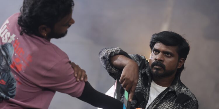 ‘துரோகம் பழகு’ திரைப்படத்தின் முதல் பார்வை வெளியானது