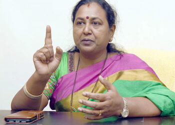 “24 மணி நேரத்தில் 8 கொலைகள்; மின்வெட்டு, டெங்கு உள்ளிட்ட மக்கள் பிரச்சினைகளுக்கும் அரசு என்ன பதில் வைத்திருக்கிறது?” – பிரேமலதா விஜயகாந்த் கேள்வி