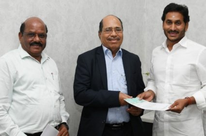 2025 அக்டோபரில் கிடைத்த பென் டிரைவ்..தேனாம்பேட்டை வீடு – விசாரணையில் வெளிவந்த தகவல்கள்!