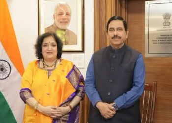 மாநிலங்களவை நியமன எம்.பி. பதவியை குறிவைக்கிறாரா லதா ரஜினிகாந்த்? டெல்லி சந்திப்புகளும் மீண்டும் எழும் பழைய சர்ச்சைகளும்!